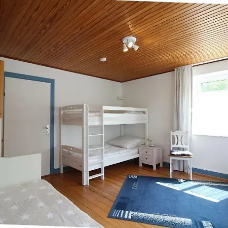 Haus Wattwurm 1 *